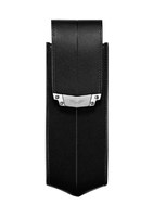 Вертикальный чехол Vertu Signature S из черной седельной кожи с застежкой из стали