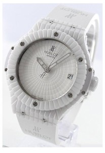 Hublot Big Bang White Caviar 41mm 346.HX.2800.RW