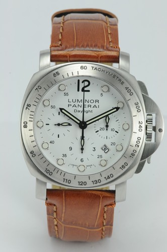 Officine Panerai Panerai Luminor Chrono Daylight 44mm PAM 00251