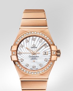 Omega Constellation Brushed Chronometer with Diamonds (RG / White-Mother-of-Pearl / Bracelet) 123.55.31.20.55.001