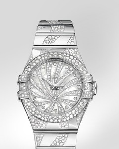 Omega Constellation Luxury Edition with Diamonds (WG / White-Mother-of-Pearl Diamonds / Bracelet) 123.55.31.20.55.009