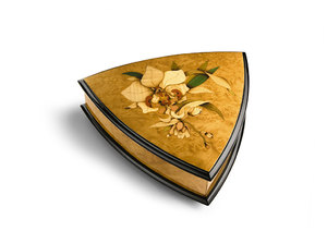 Reuge Orchid