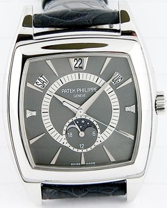 Patek Philippe Annual Calendar 5135P / Platinum