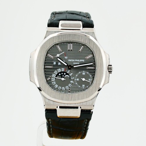 Patek Philippe Nautilus 5712G / WG