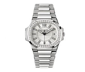 Patek Philippe Nautilus 7010/1G/ Black/WG