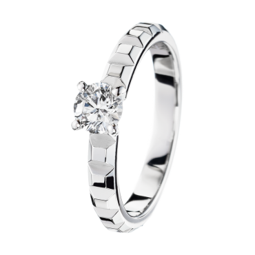 Boucheron Pointe de Diamant Platinum Solitaire