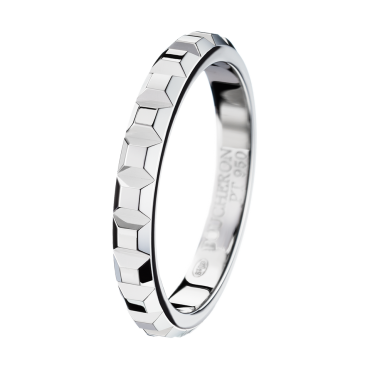 Boucheron Pointe de Diamant Platinum Wedding Band