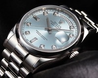Rolex Day-Date (Platinum / Ice Blue-diamonds / Platinum) 118206