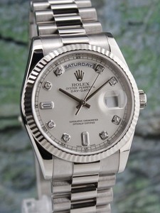 Rolex Day-Date (WG / Silver-Diamonds / WG) 118239