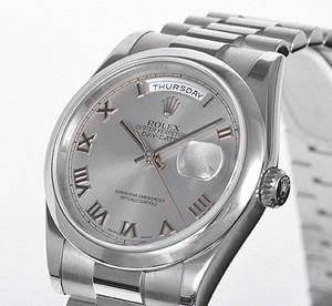 Rolex Day-Date (WG / Silver -Roman Numerals / WG) 118209
