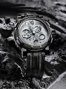 Romain Jerome Moon Dust-DNA - Black Mood White MW.FB.BBBB.00